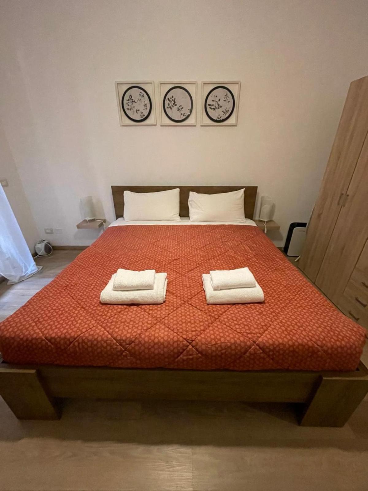Caracalla Two Bedroom Apartment Rom